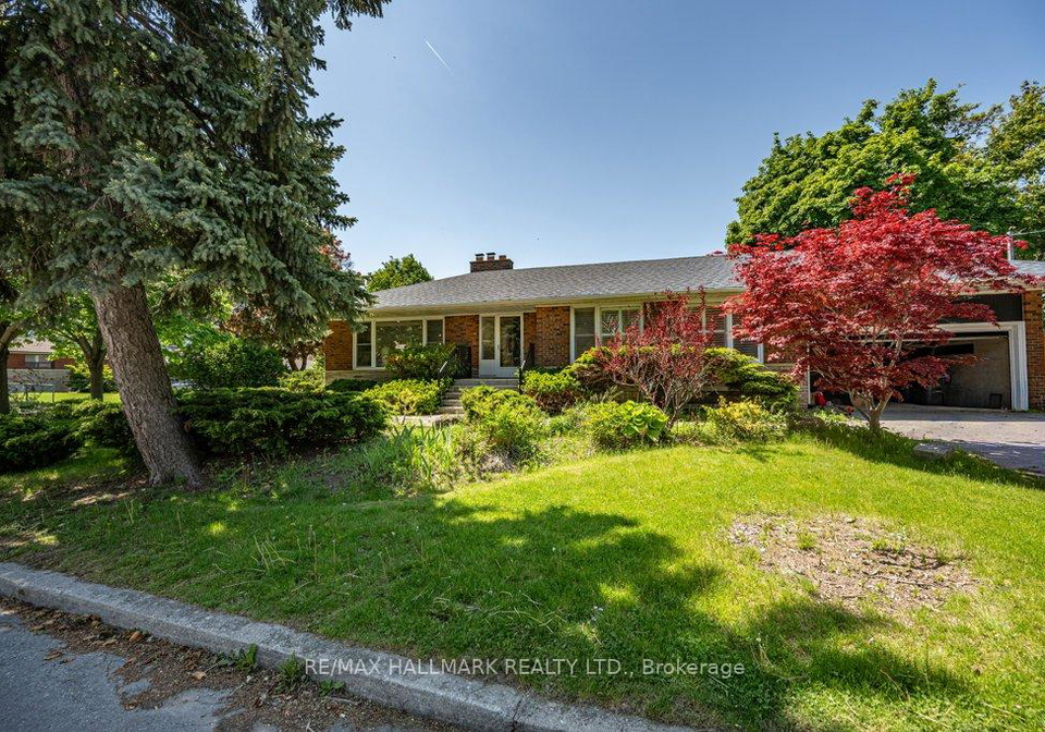 33-tinder-crescent-north-york-ontario-c13230522