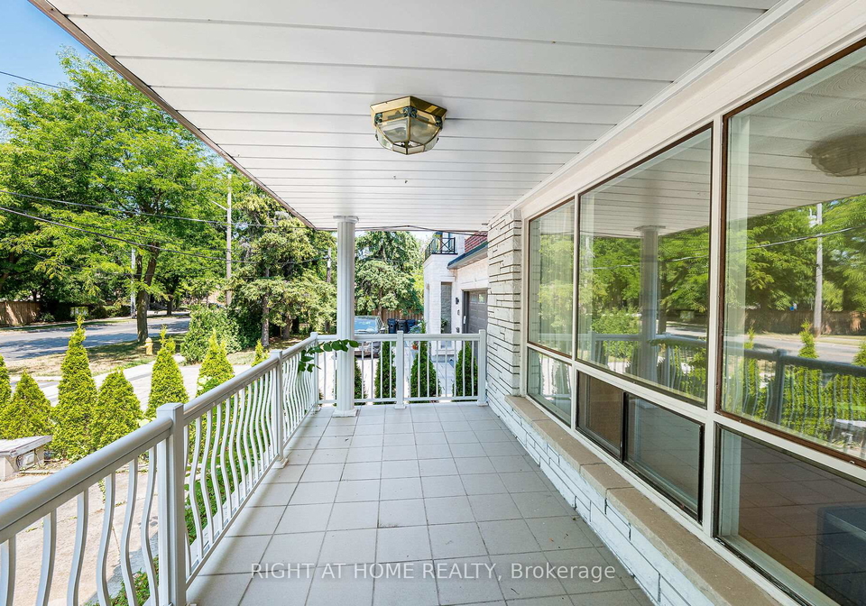 233-faywood-boulevard-toronto-ontario-c13230616