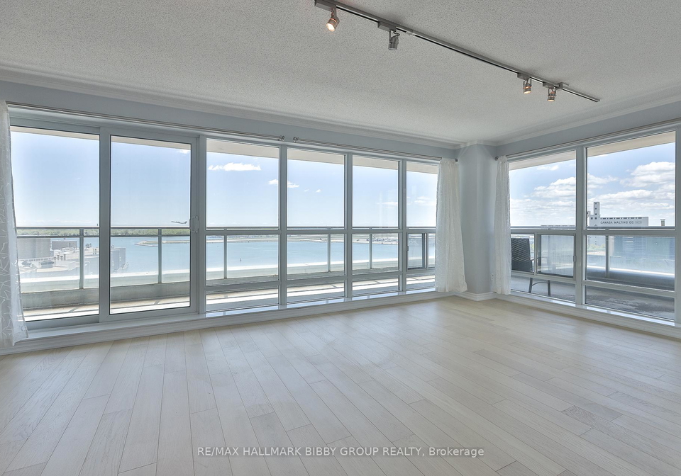 410-queens-quay-toronto-ontario-c13230806