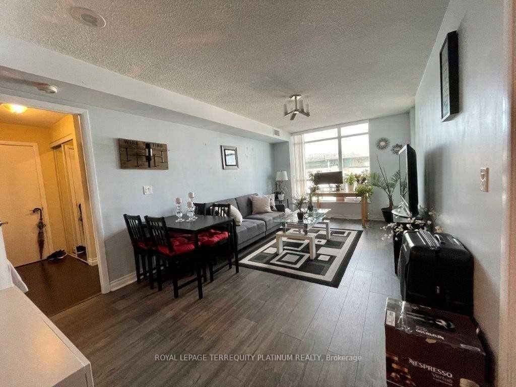 231-fort-york-boulevard-toronto-ontario-c13230834