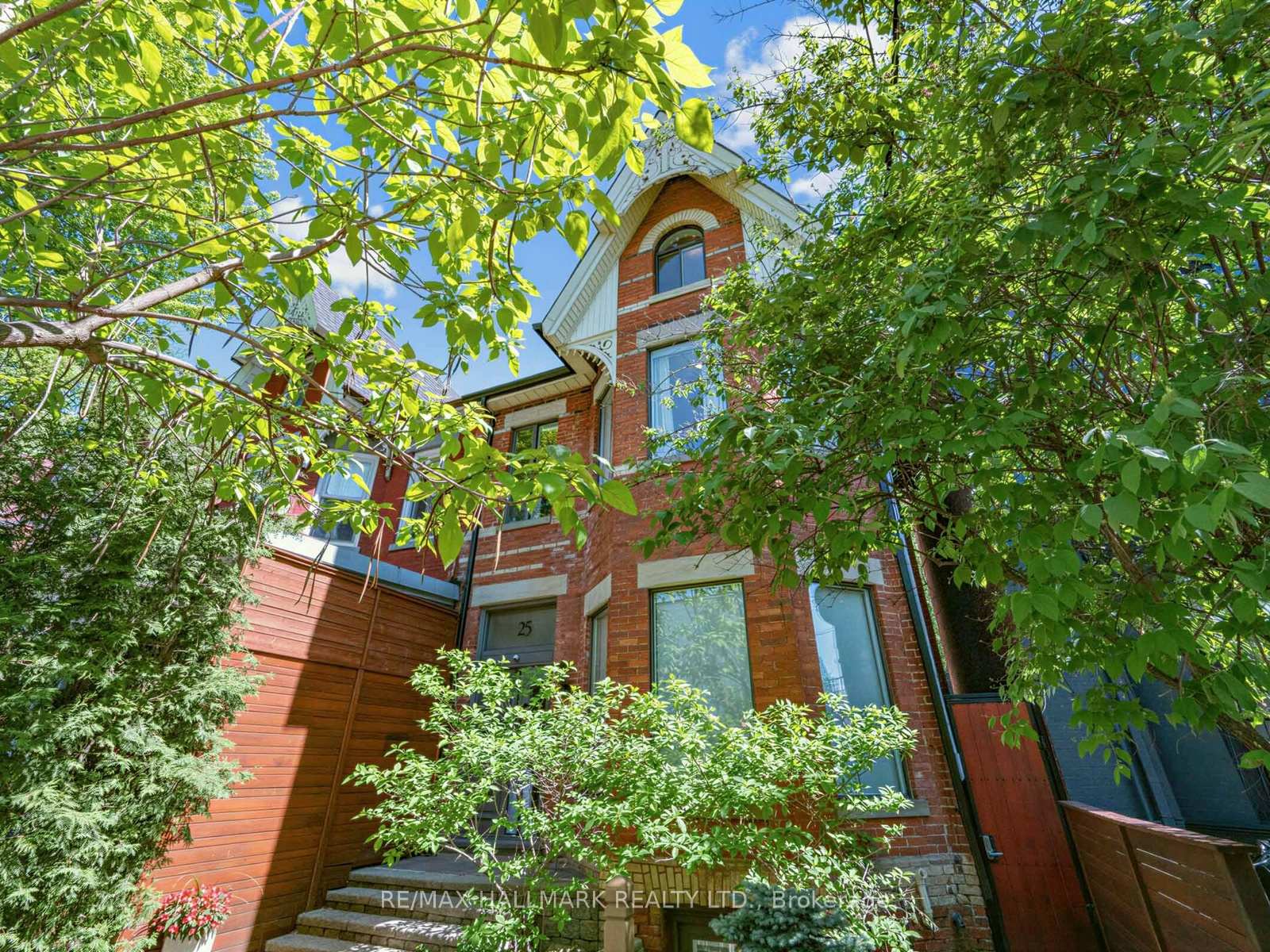 25-grange-avenue-toronto-ontario-c13231124