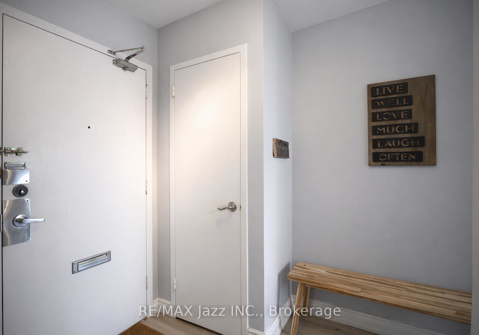 10-parkway-forest-drive-north-york-ontario-c13231186