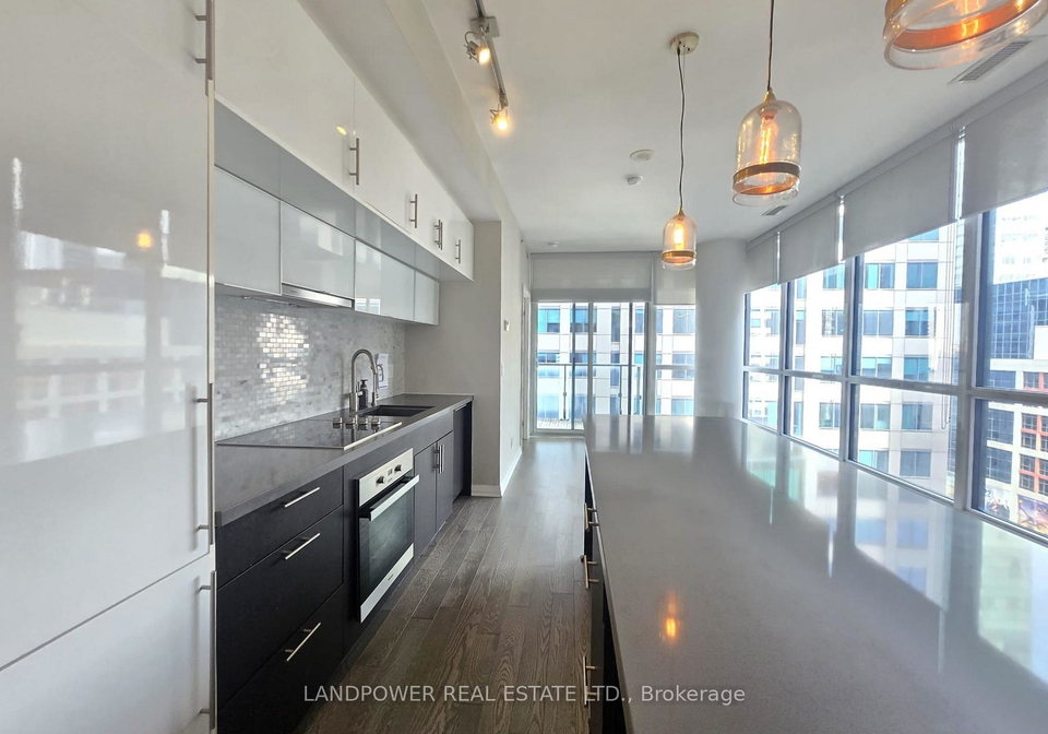 8-mercer-street-toronto-ontario-c13231198