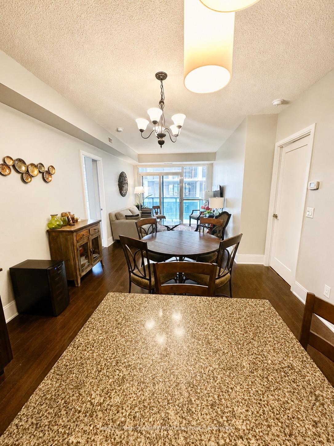 25-broadway-avenue-toronto-ontario-c13231252