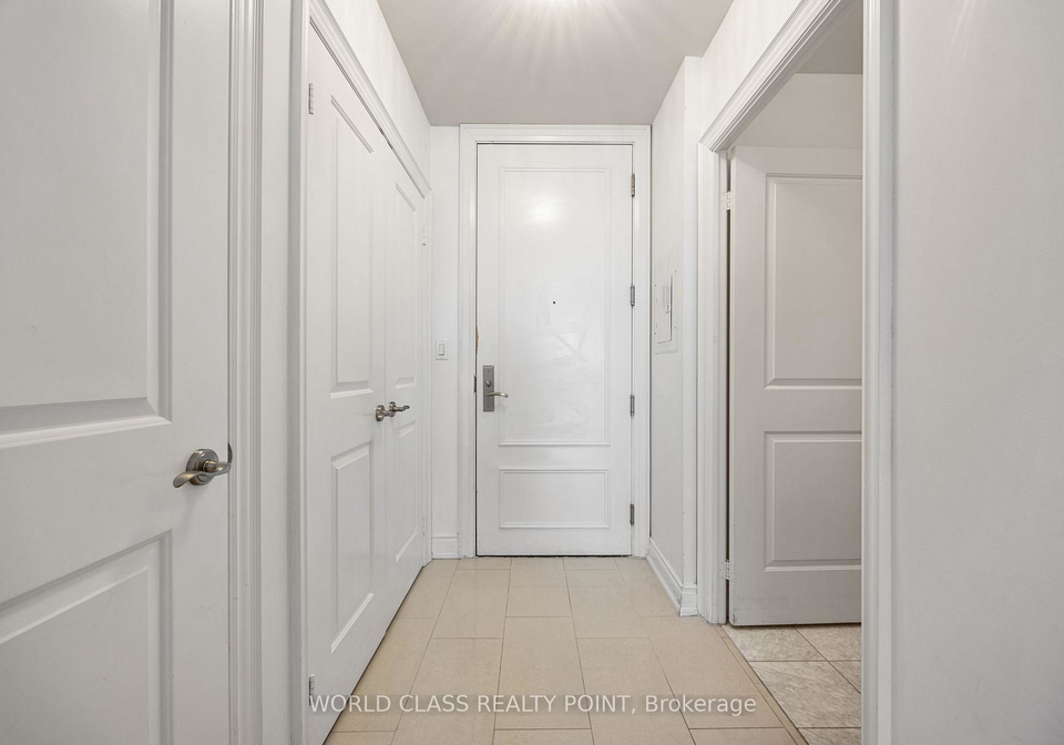 10-bloorview-place-north-york-ontario-c13231260