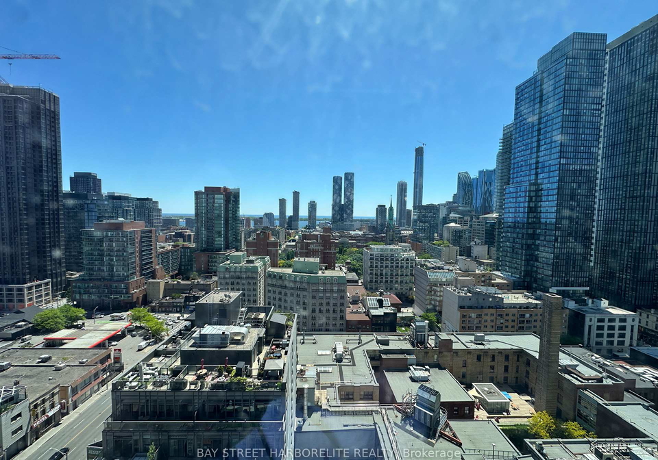 100-queen-street-e-toronto-ontario-c13231462