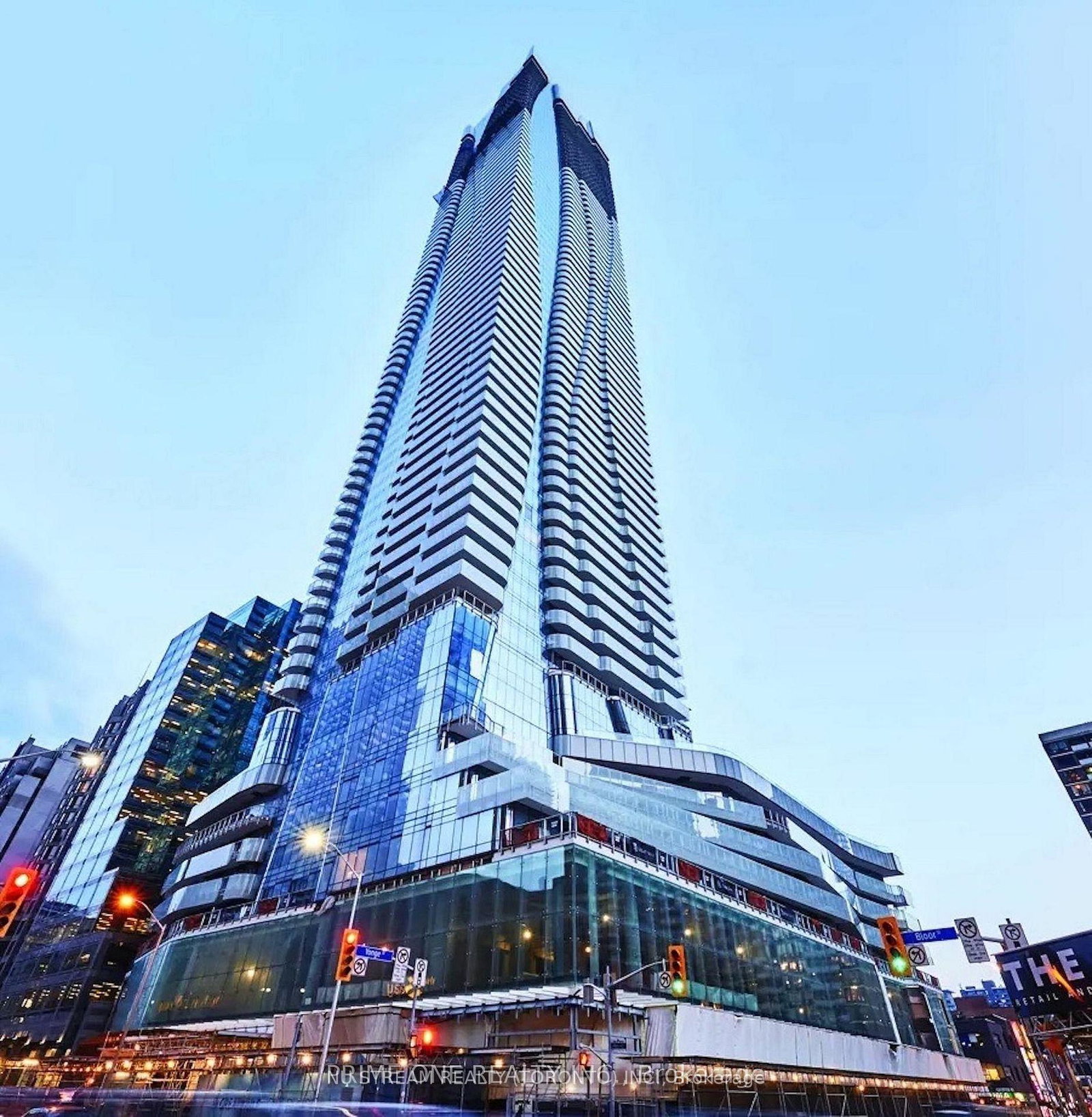 1-bloor-street-e-toronto-ontario-c13231602