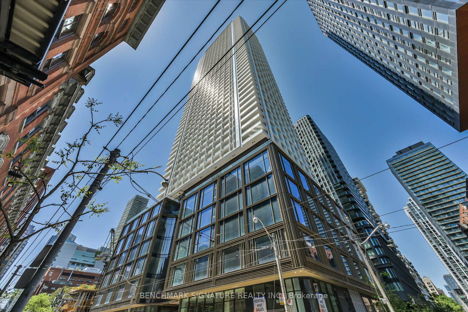 88-queen-street-e-toronto-ontario-c13231792