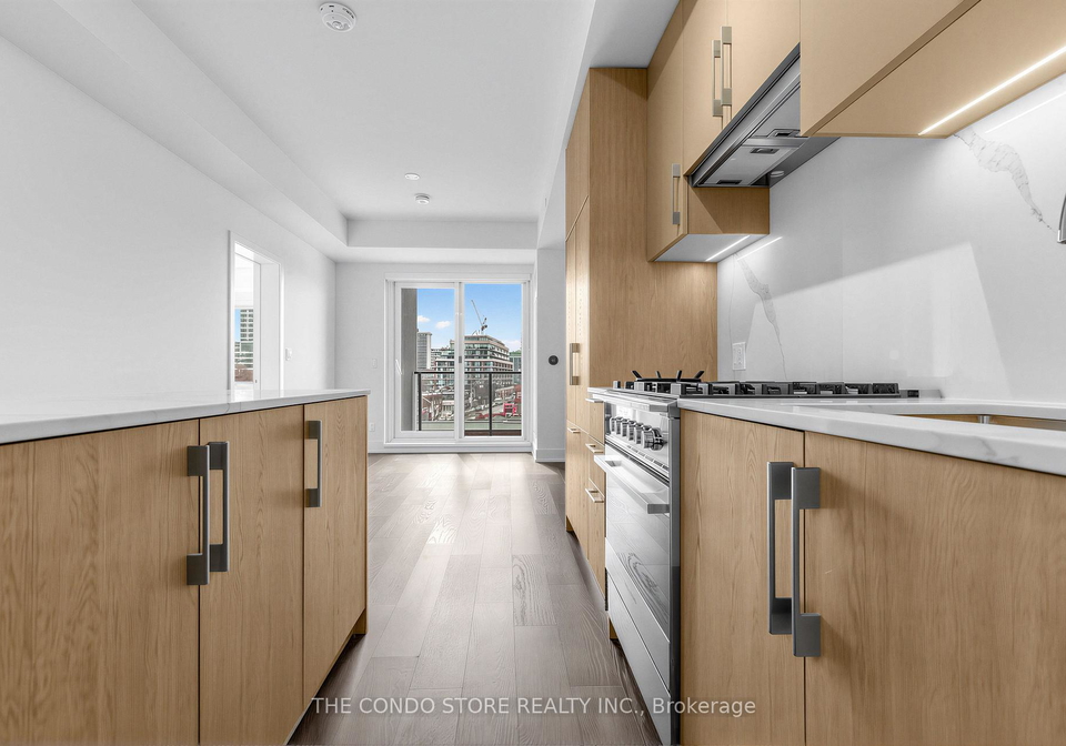 8-manor-road-w-toronto-ontario-c13231866