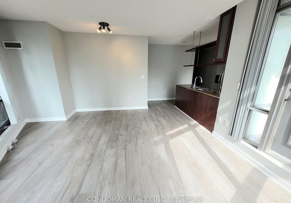 3-navy-wharf-court-toronto-ontario-c13232020
