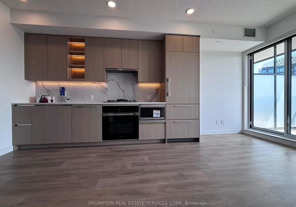 18-esther-shiner-boulevard-north-york-ontario-c13232028