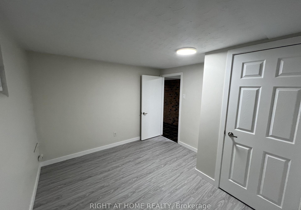 9-dewlane-drive-toronto-ontario-c13232030