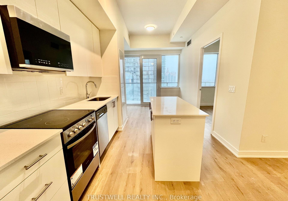 15-ellerslie-avenue-toronto-ontario-c13232078
