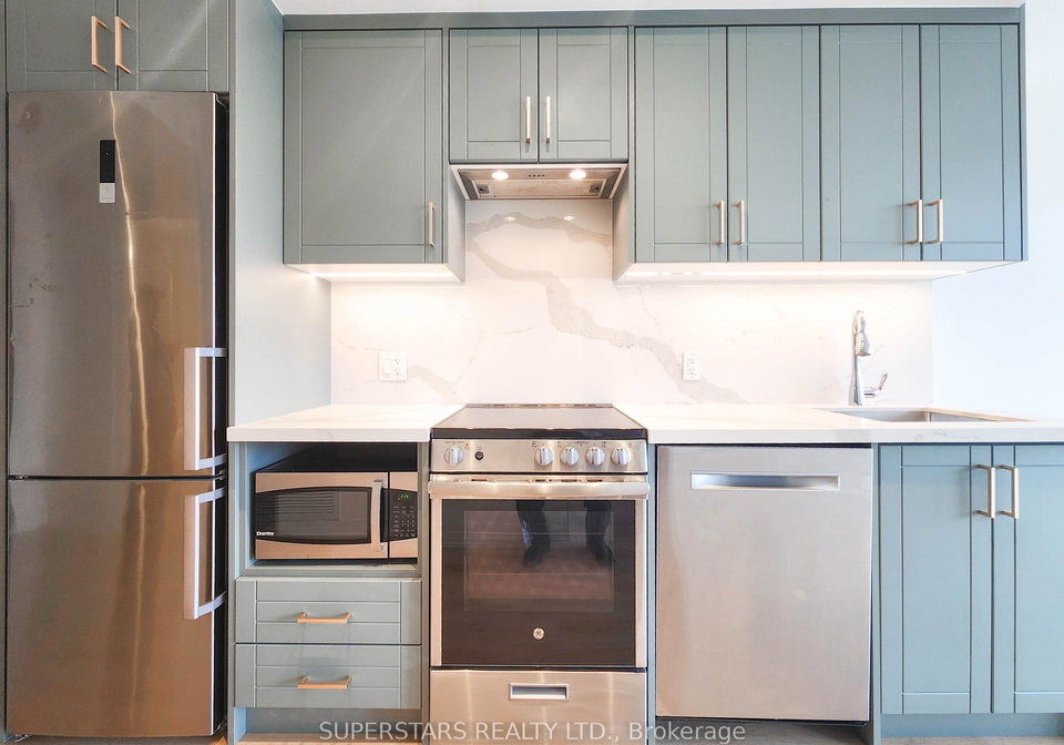 251-jarvis-street-toronto-ontario-c13232086
