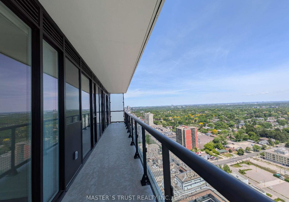 5858-yonge-st-street-toronto-ontario-c13232104