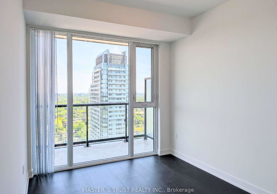 5858-yonge-st-street-toronto-ontario-c13232104