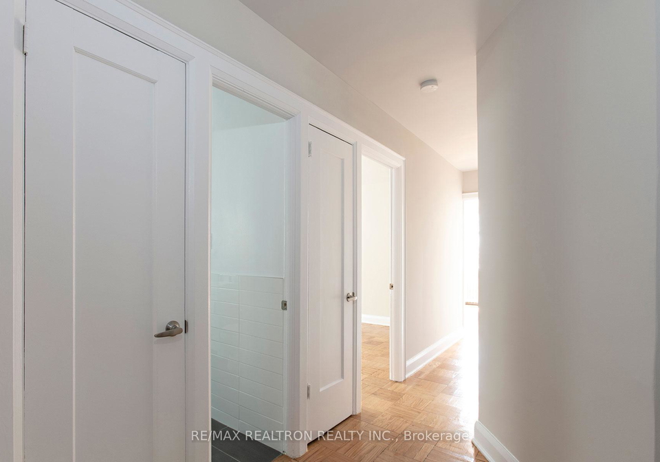 394-avenue-road-toronto-ontario-c13232250