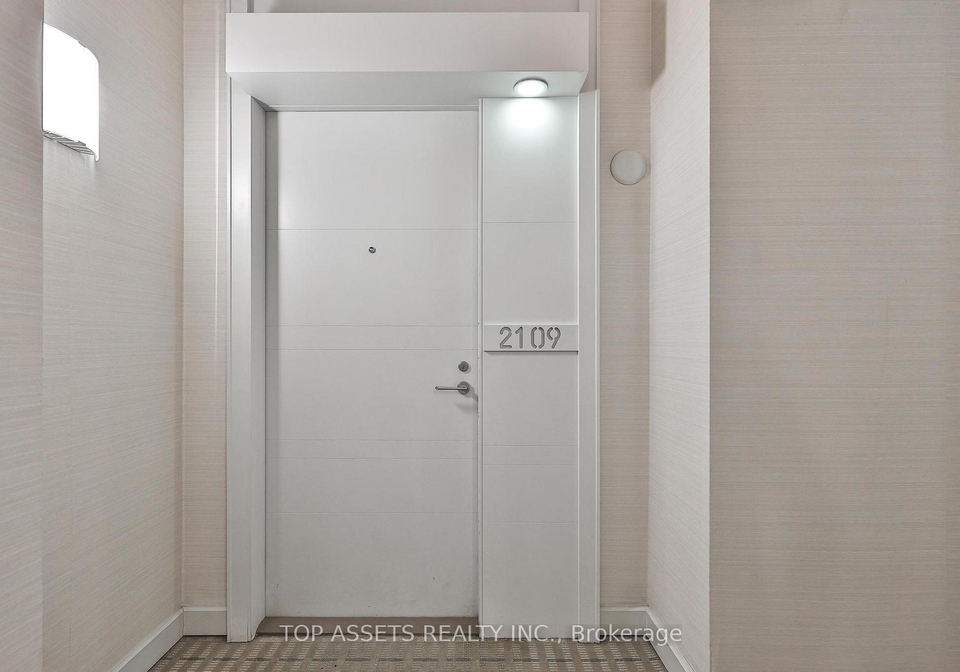 37-grosvenor-street-toronto-ontario-c13232418