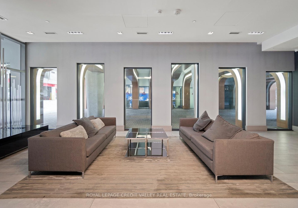 525-adelaide-street-w-toronto-ontario-c13232512
