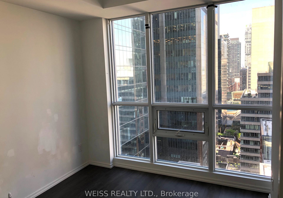 70-temperance-street-toronto-ontario-c13232654