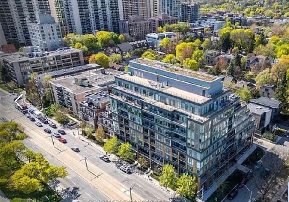 6-parkwood-avenue-toronto-ontario-c13233036