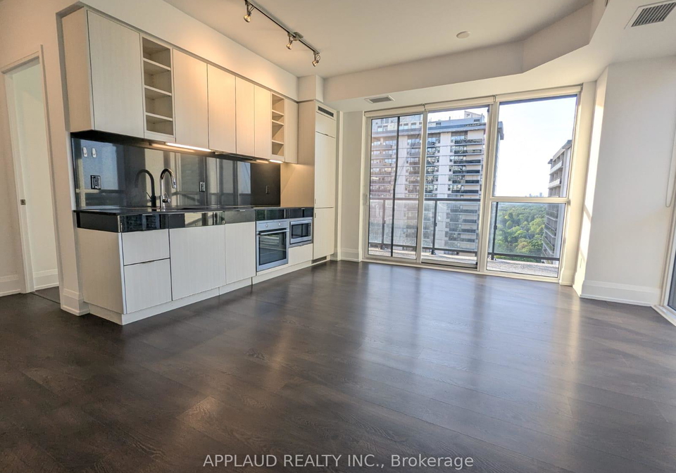 101-erskine-avenue-toronto-ontario-c13233058