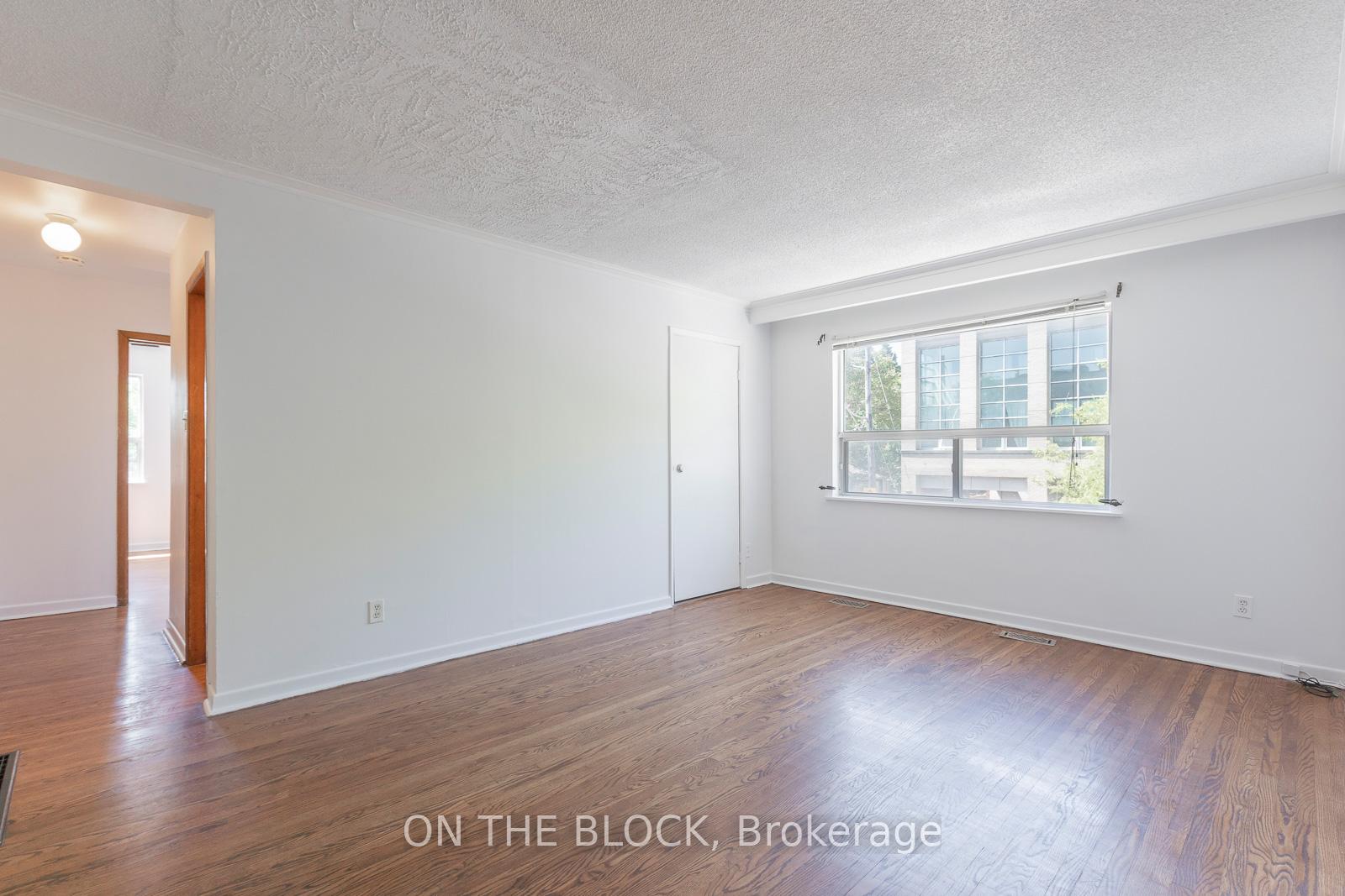 883-st-clair-avenue-w-toronto-ontario-c13233076