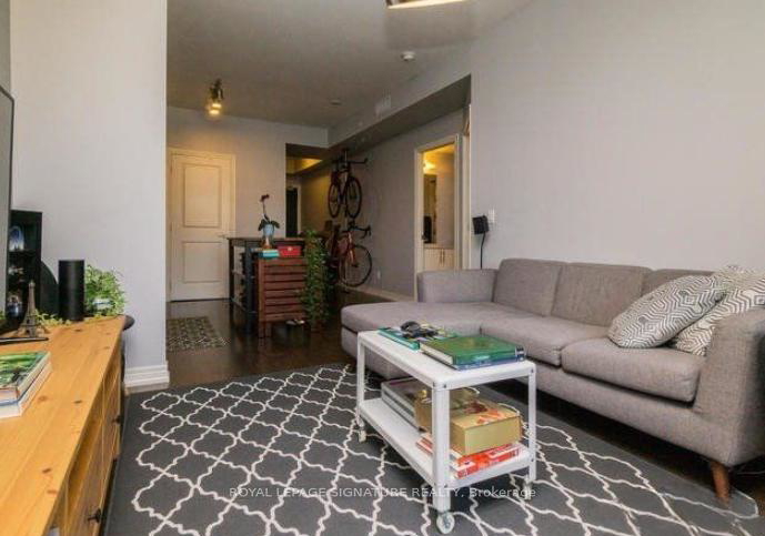 23-glebe-road-w-toronto-ontario-c13233140
