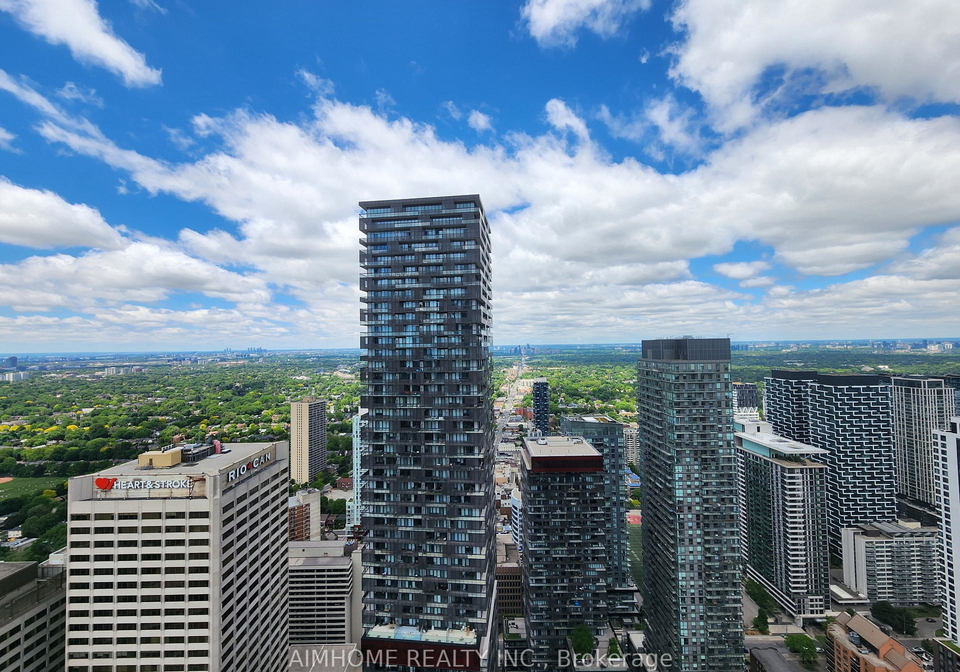 2221-yonge-street-toronto-ontario-c13233150