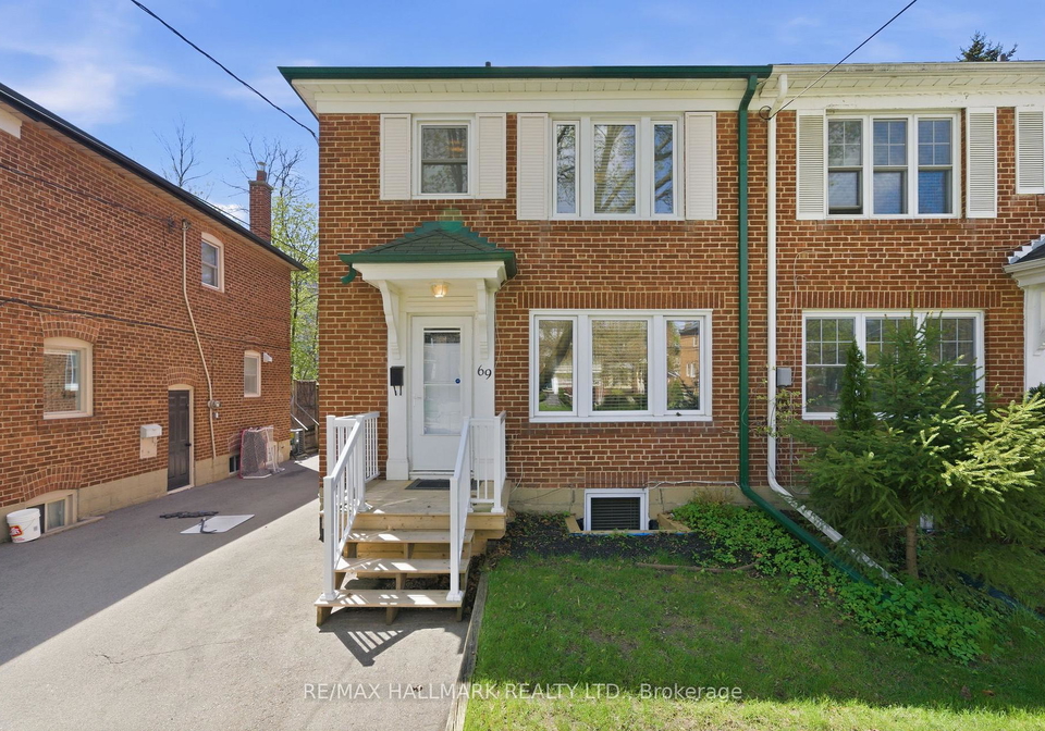 69-thursfield-crescent-east-york-ontario-c13233254