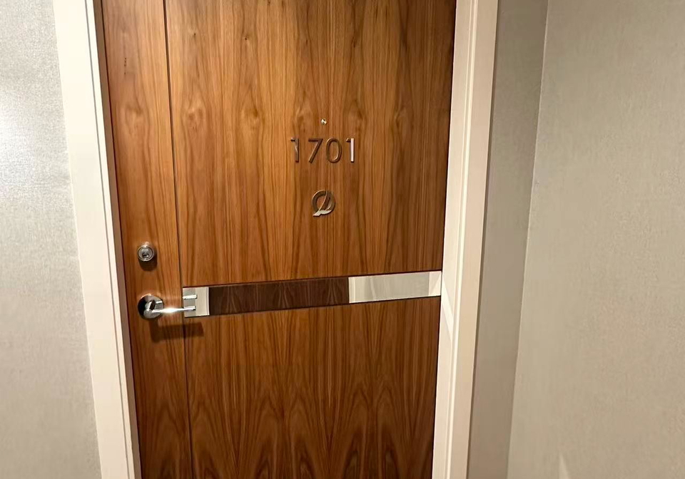 27-mcmahon-drive-north-york-ontario-c13233258