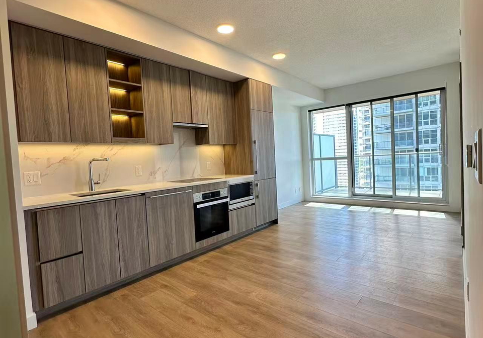 27-mcmahon-drive-north-york-ontario-c13233258