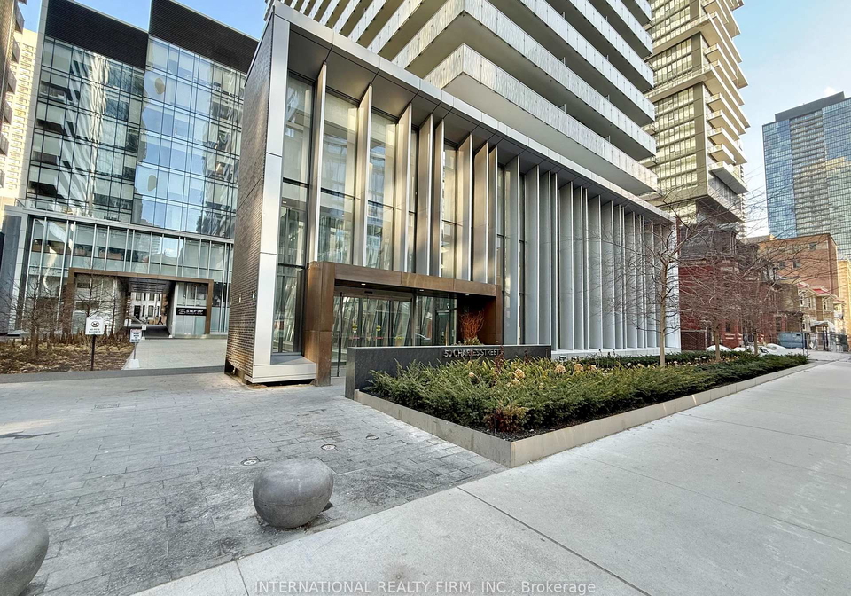 50-charles-street-e-toronto-ontario-c13233280