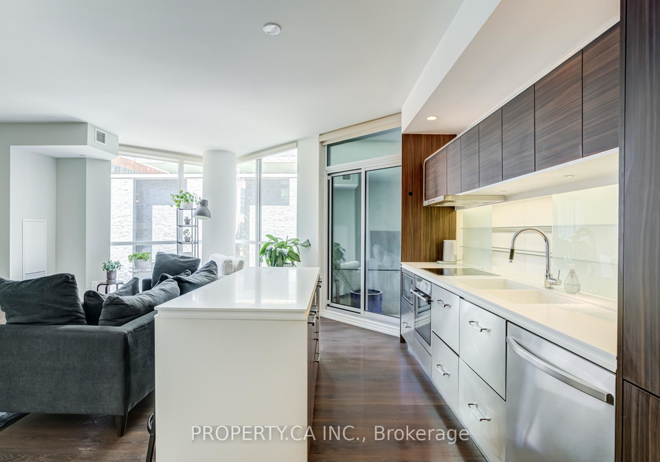45-charles-street-e-toronto-ontario-c13233350