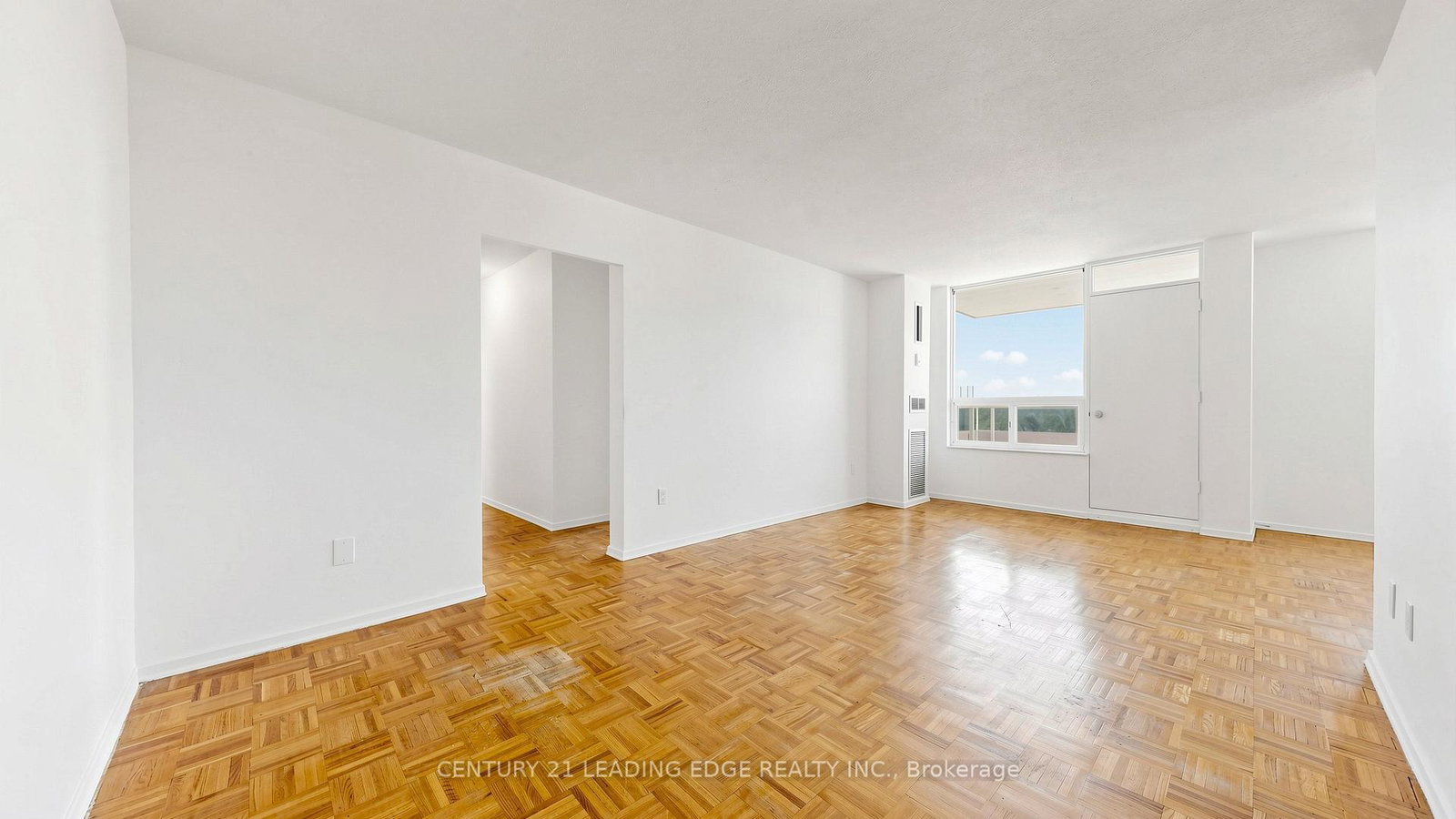 20-edgecliff-golfway-east-york-ontario-c13233380