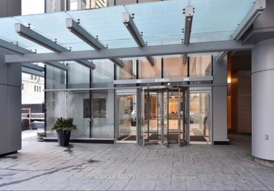 386-yonge-street-toronto-ontario-c13233456