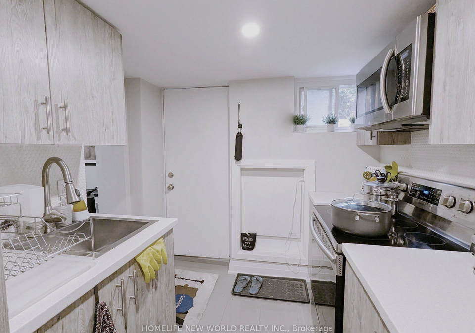 276-montrose-avenue-toronto-ontario-c13233672