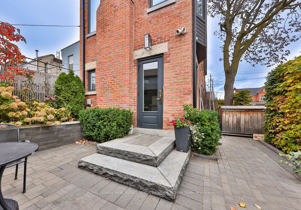 234-brock-avenue-toronto-ontario-c13233734
