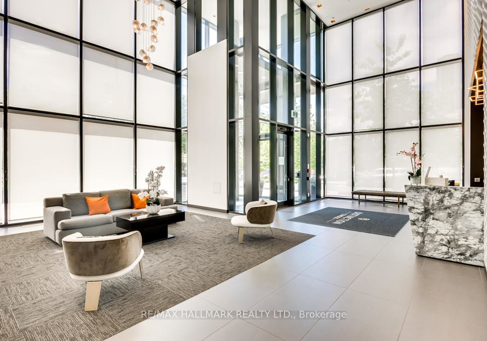 11-lillian-street-toronto-ontario-c13234016