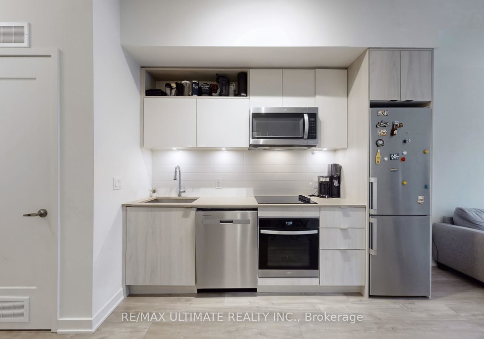 135-lower-sherbourne-street-toronto-ontario-c13234036