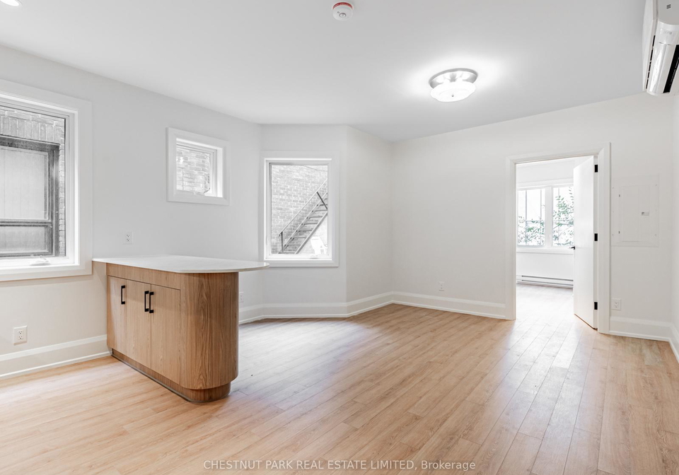 2528-yonge-street-toronto-ontario-c13234102