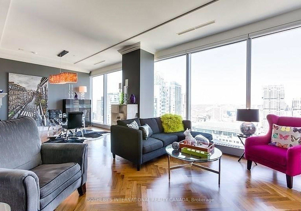 183-wellington-street-w-toronto-ontario-c13234114