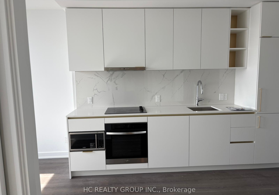 8-wellesley-street-w-toronto-ontario-c13234430