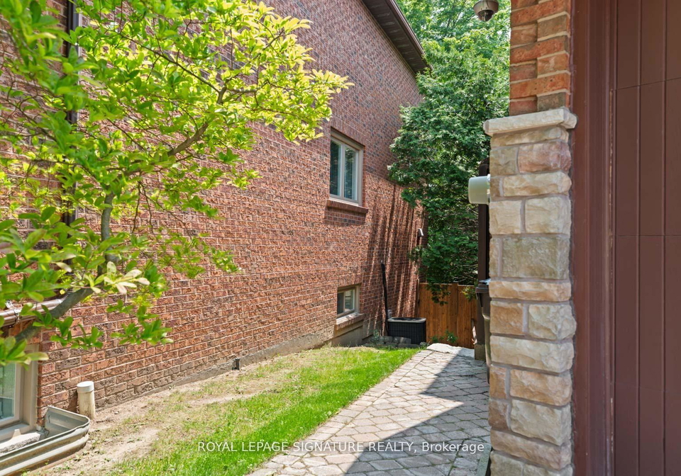 23-brandy-court-north-york-ontario-c13234506