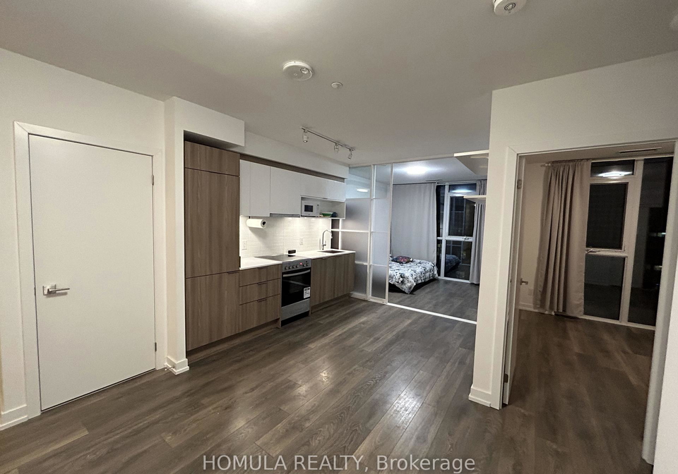 159-wellesley-street-e-toronto-ontario-c13234782