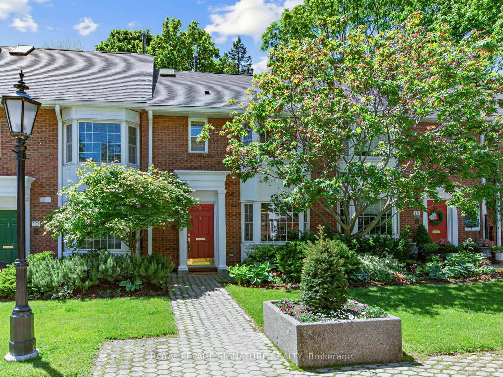 240-broadway-avenue-toronto-ontario-c13235268