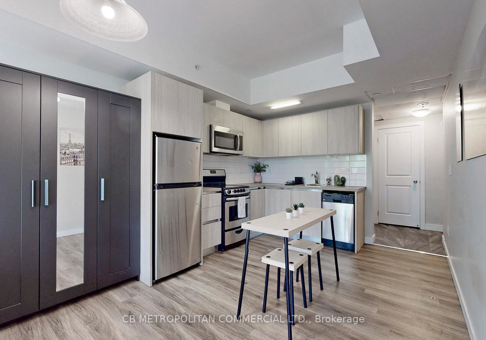 335-college-street-toronto-ontario-c13235270