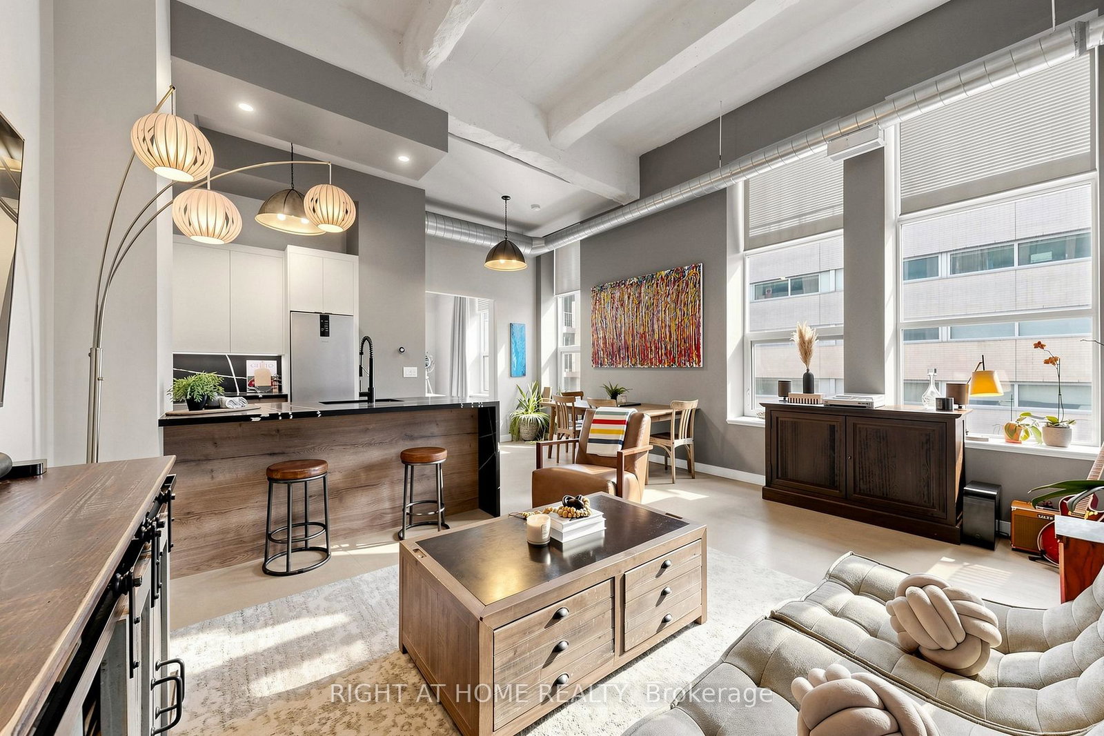135-dalhousie-street-toronto-ontario-c13235360