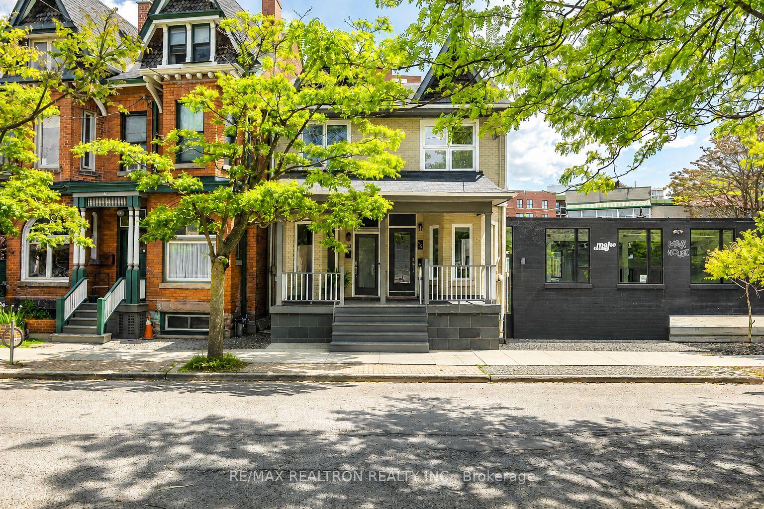 93-walnut-avenue-toronto-ontario-c13235432