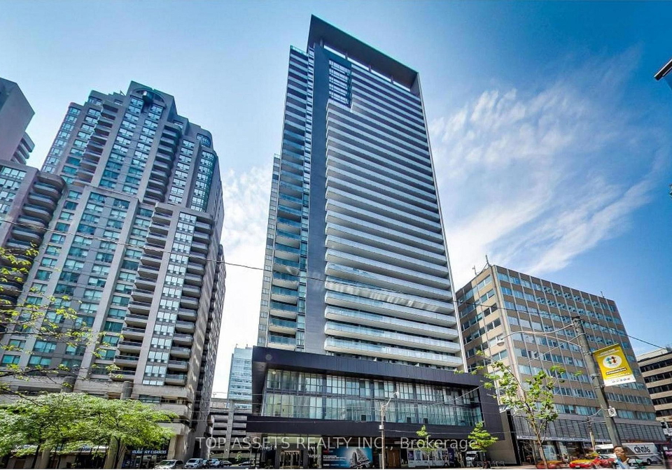 770-bay-street-toronto-ontario-c13235494